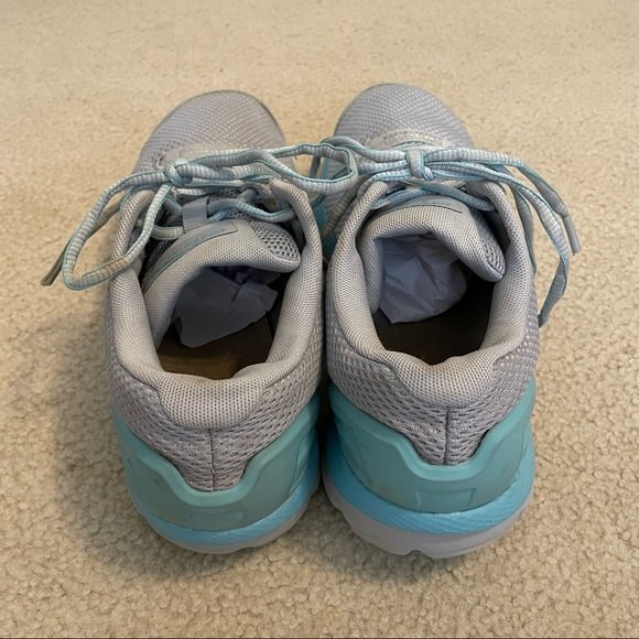 Under Armor Charged Gemini 2020 Running Shoes - women's size 8 - Picture 4 of 7